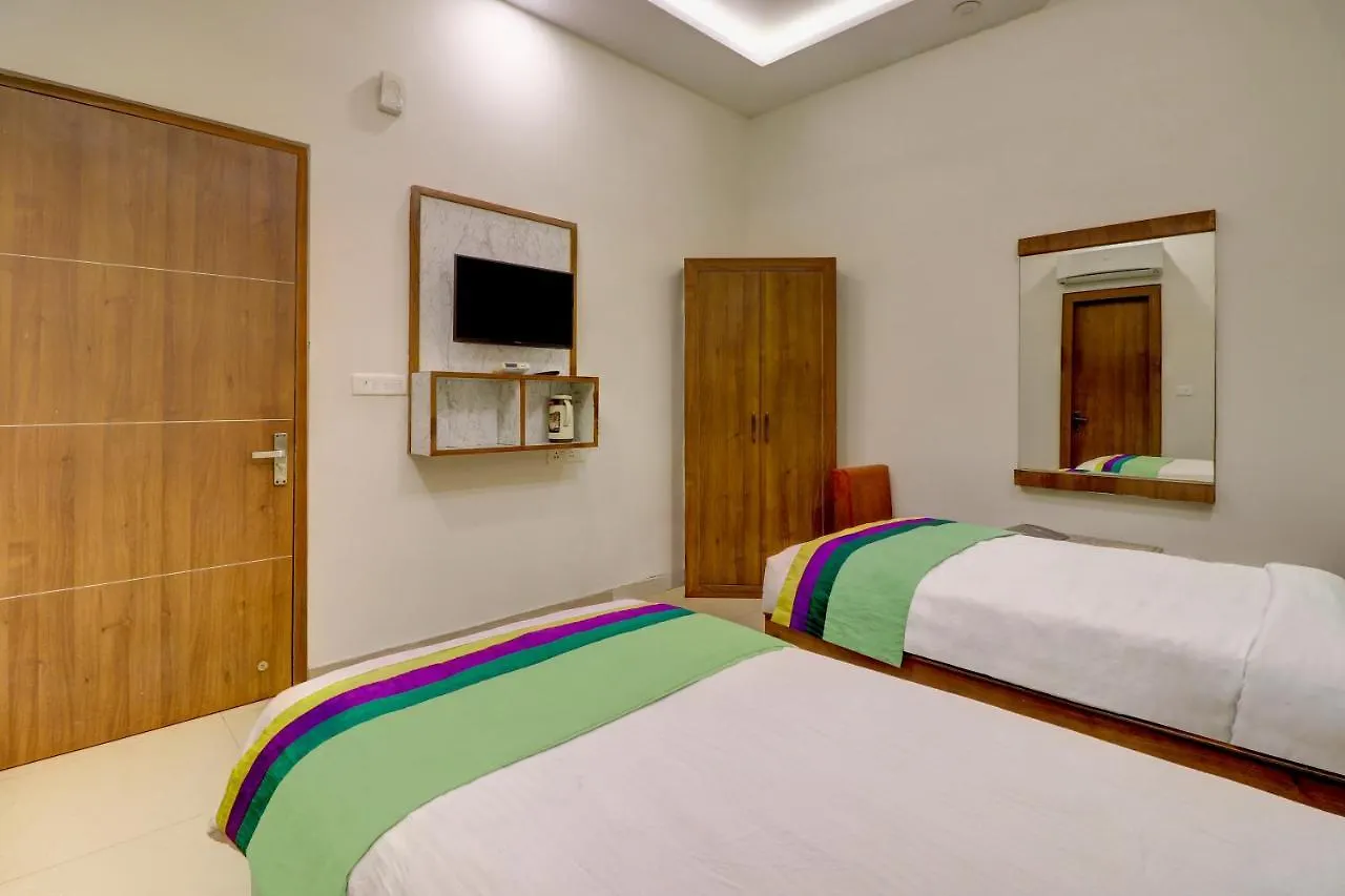 Hotel Treebo C1 Taj Nirvana